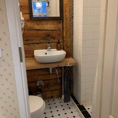 Hipster'S Kalamaja Studio Apartment Таллин Экстерьер фото